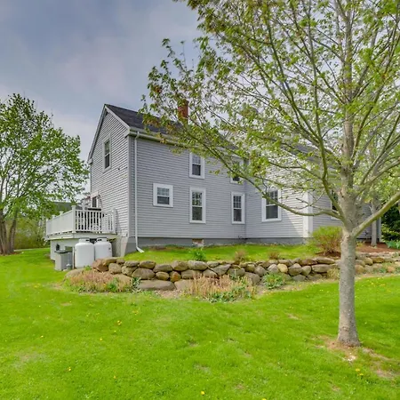 Rockland Home With Deck 5 Mins To Historic Downtown!